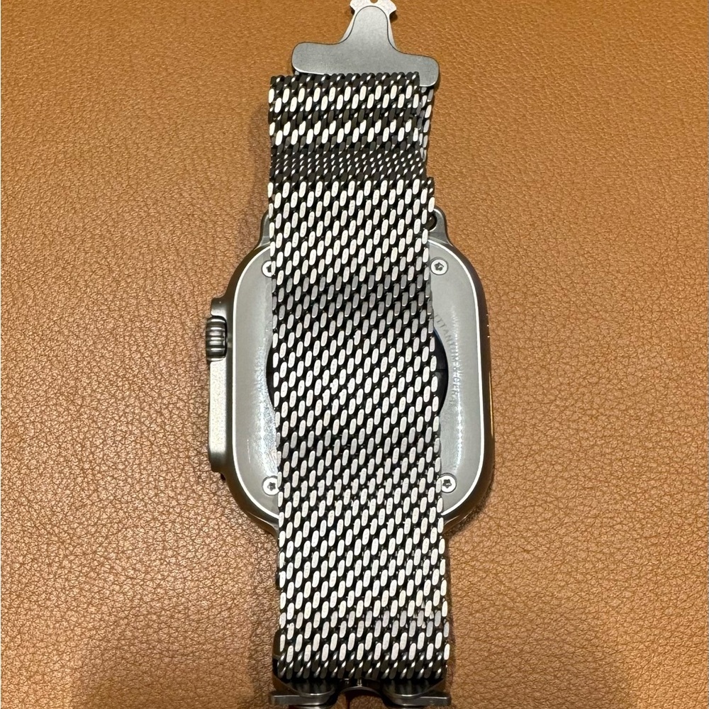 Apple iWatch 49mm NATURAL Titanium Milanese Loop size "M" for Ultra2 Sealed, New - Picture 6 of 14